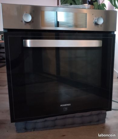 Four encastrable Rosière pyrolyse A++