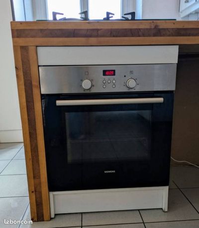 Four encastrable Siemens