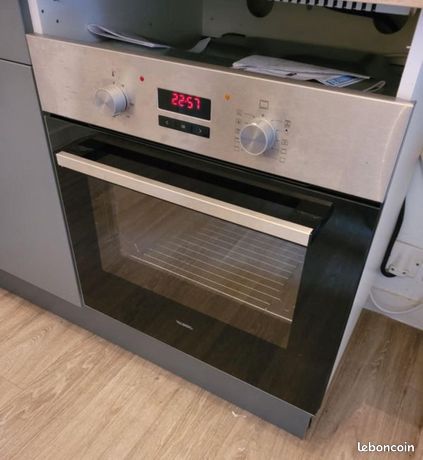 Four encastrable valberg