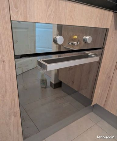 Four hotpoint Ariston