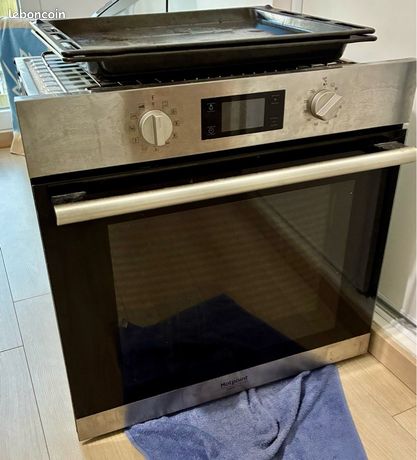 Four Hotpoint Ariston