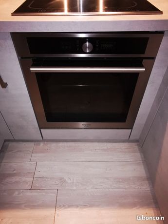 Four hotpoint Avev défaut