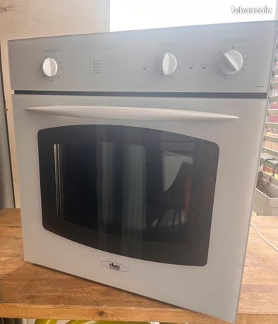 Four intégrable blanc de Faure