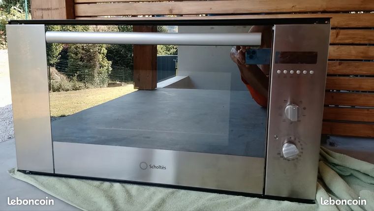 Four largeur 90 pour pièces