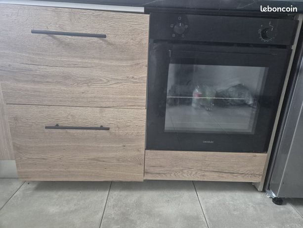 Four + Meubles ( Bien lire annonce  )