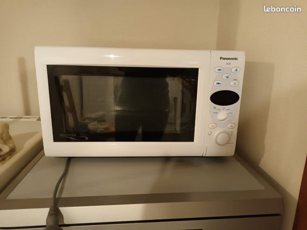 Four micro onde Panasonic