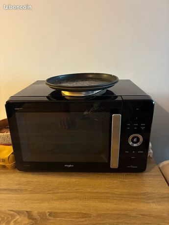 Four micro onde whirlpool