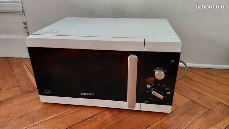 Four Micro-ondes Combiné