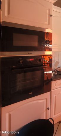 Four micro-ondes encastrable