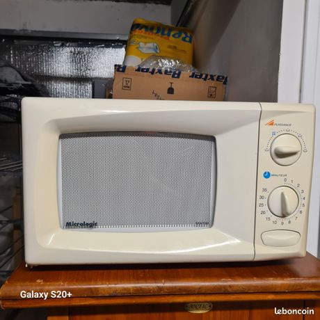 Four micro-ondes Micrologic