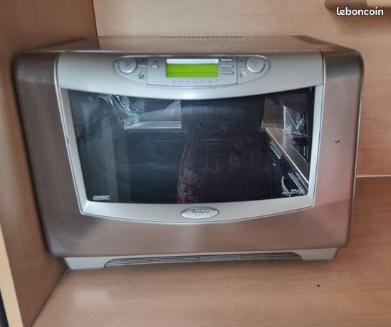 Four micro-ondes multi-fonctions whirlpool