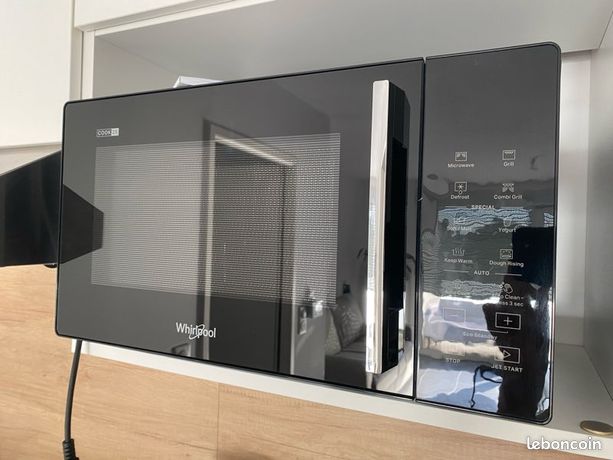 Four micro-ondes whirlpool