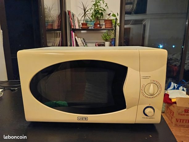 Four microonde