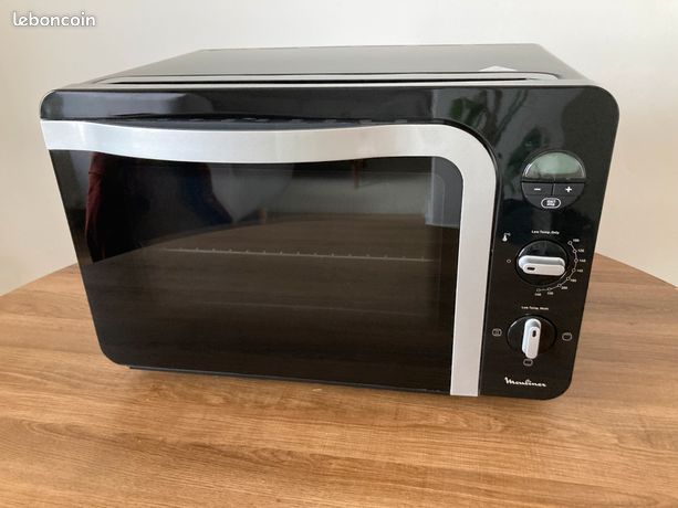 Four Moulinex Delicio 39L