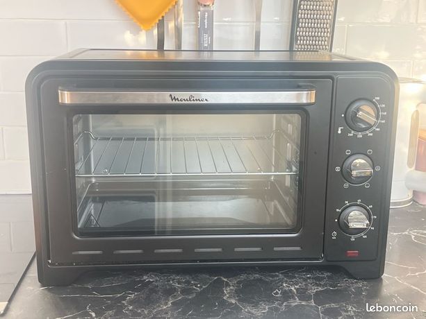 Four Moulinex tres peu utilisé