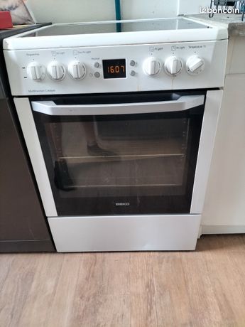 Four + plaques vitrocéramique x4