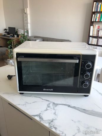 Four posable 32l Brandt