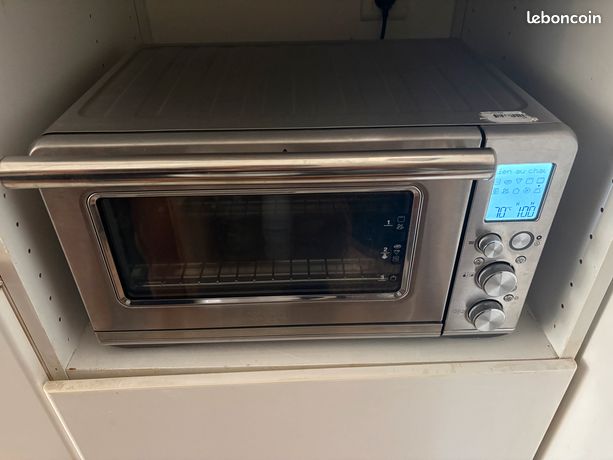 Four posable air fryer Sage