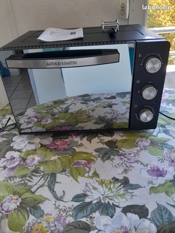 Four posable ÀRTHUR MARTIN neuf