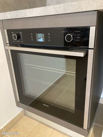 Four SAUTER très bon état