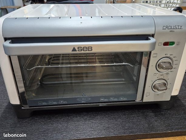 Four SEB CROUSTY GRILL 16L