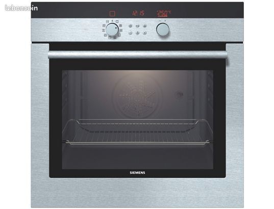 Four SIEMENS 60L PYROLYSE CHALEUR TOURNANTE TOURNE BROCHE DESIGN INOX