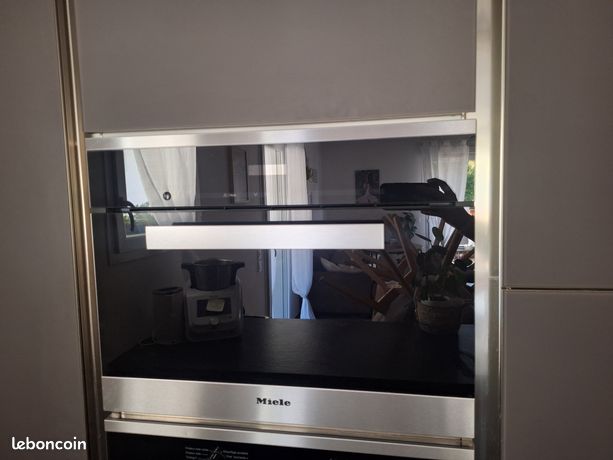 Four vapeur miele encastrable