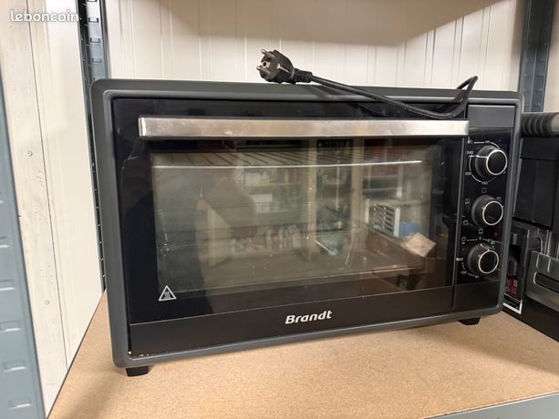 Four Brandt FC420MUB
