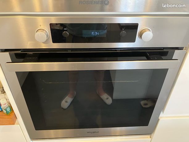 Four chaleur tournante Whirlpool OAkZ9142PIX
