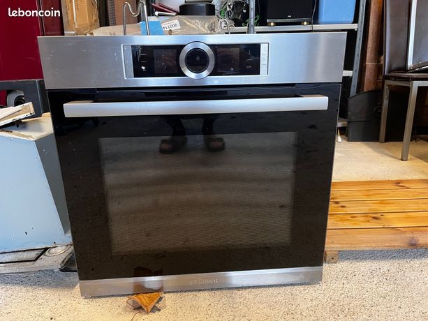 Four encastrable Bosch Serie 8 Pyrolyse