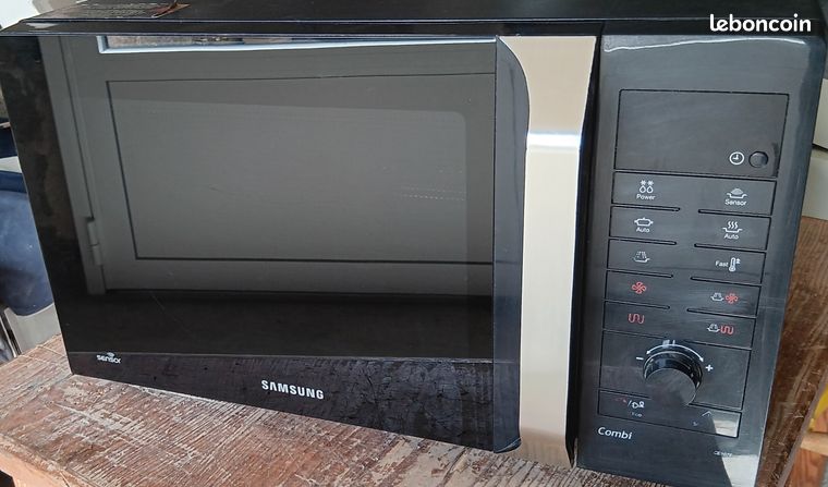 Four micro-ondes