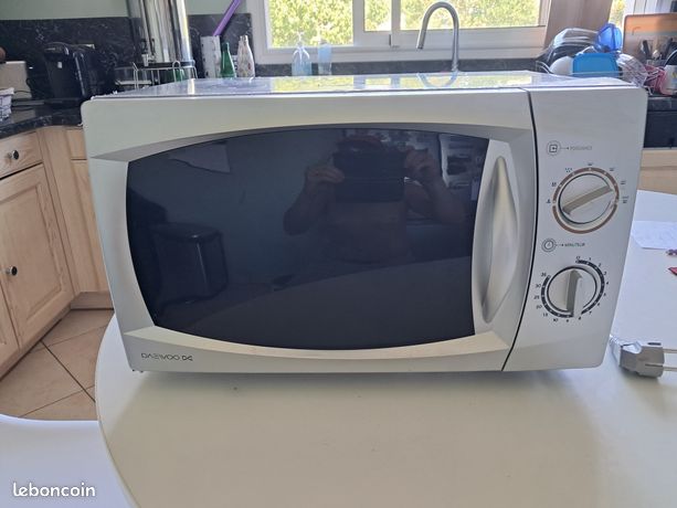 Four micro ondes
