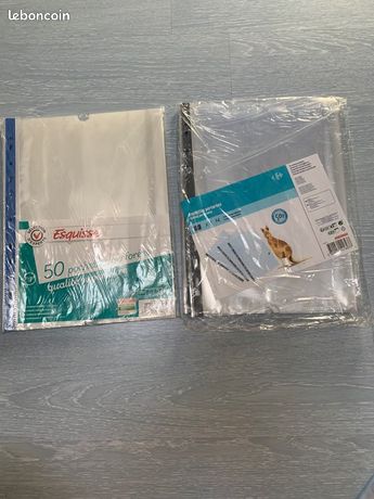 Fournitures scolaires - pochettes plastifiées