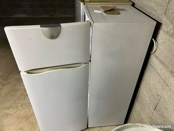 Frigidaire blanc