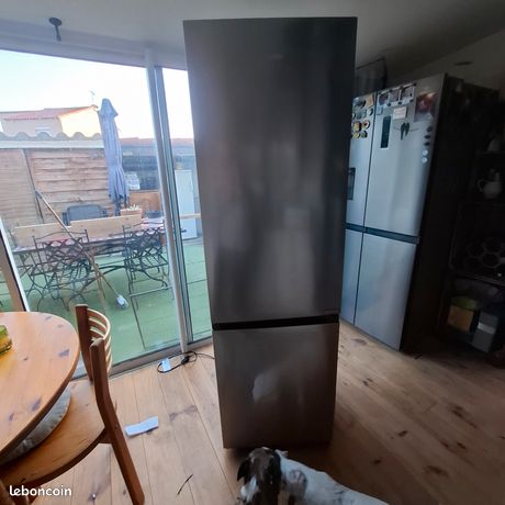 Frigidaire et congélateur combiné
