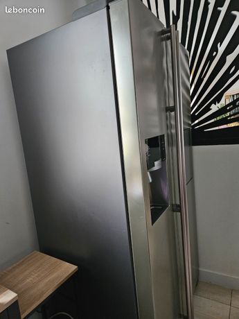 Frigo americain samsung A récupérer sur place