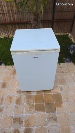 Frigo avec petit congélateur