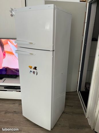 Frigo + congélateur Saba