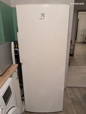 Frigo Electrolux 1m54