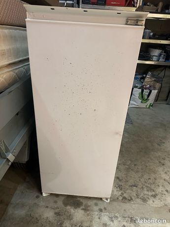 Frigo encastrable dans létat