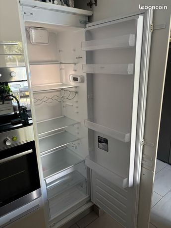 Frigo intégrable HOTPOINT