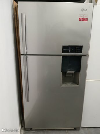 Frigo LG avec distributeur de l'eau 6mois 229e