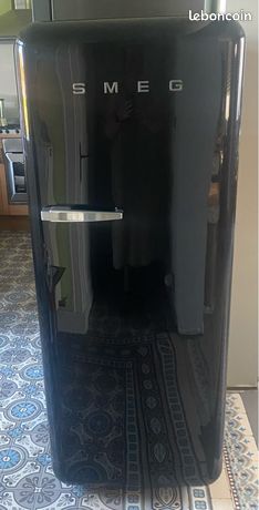 Frigo Smeg noir