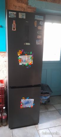 Frigo TCL quasi tout neuf