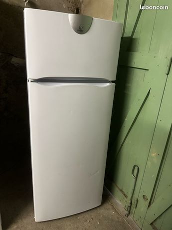 Frigo congélateur indesit