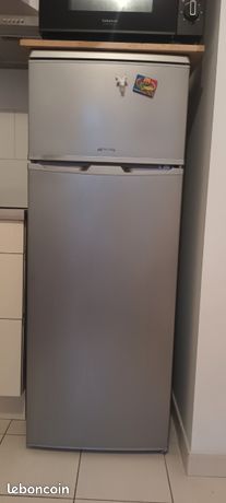 Frigo + congélateur SMEG (venir chercher sur place)