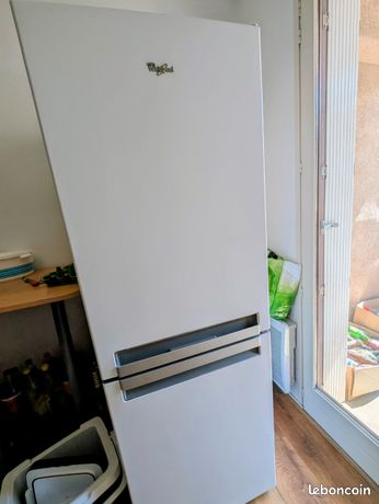 Frigo congélateur Whirlpool partie frigo a réparer