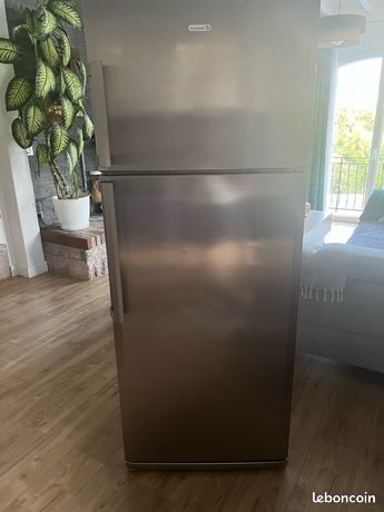Frigo grande taille avec congélateur