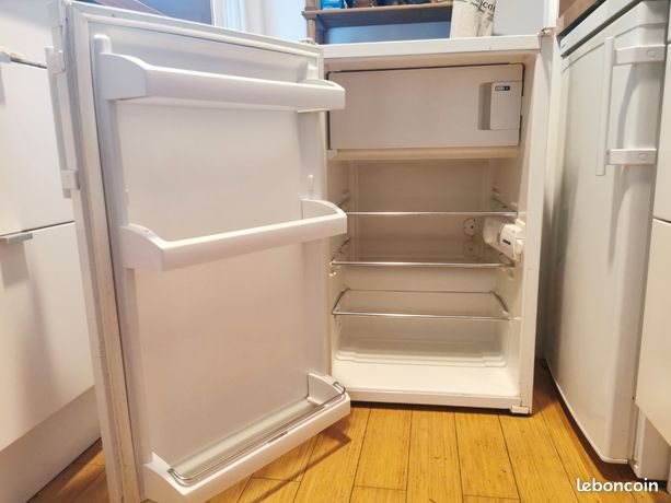 Frigo sous plan