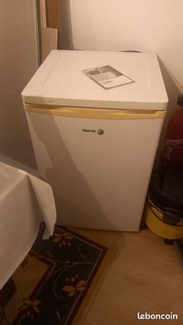 Frigo table favori H 85 larg54.5 long55 classeAplus